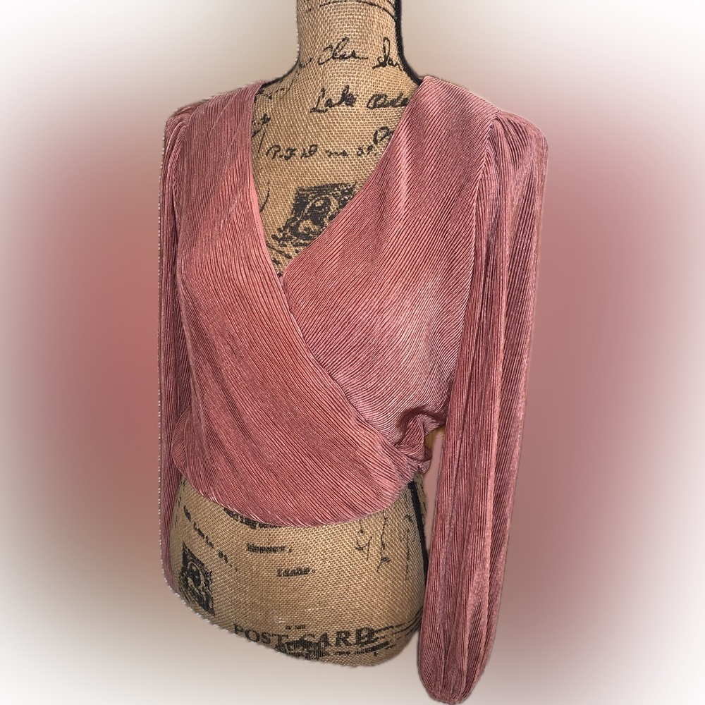 ASTR The Label Pleated Valdez Primadonna Wrap Blouse Pink Clay Puff Shoulder XS - Picture 4 of 11